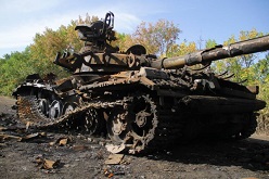 Porošenko: U Donbasu uništeno 60-65 odsto ukrajinske vojne tehnike 