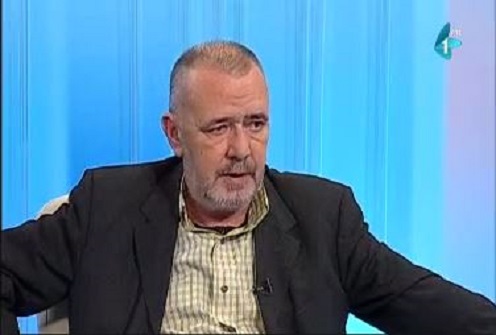 DRAGOLJUB ŽARKOVIĆ, glavni urednik našeg nedeljnika  gost u emisiji Pravi ugao RTV povodom 25. godišnjice 