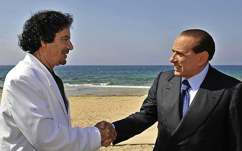 DOGOVOR NA LIBIJSKOJ OBALI: Gadafi i Berluskoni / fotografije: reuters